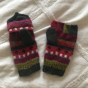 NWOT Festive mittens/fingerless gloves!